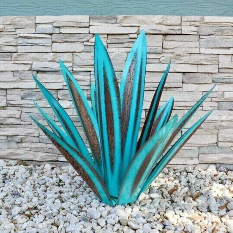 Happy Growers | Waterproof Solar Garden Agave Lamp Decoration