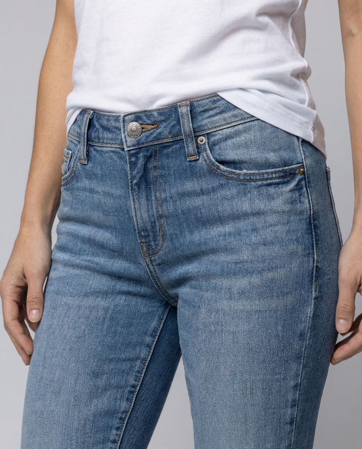 Trendy Women's Ripped Jeans
