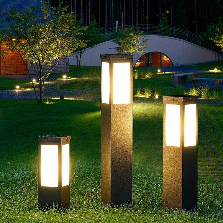 Modern Minimalist Solar Waterproof Metal & PC Pillar LED Outdoor Light Landscape Lighting For Garden & Outdoor Patio |