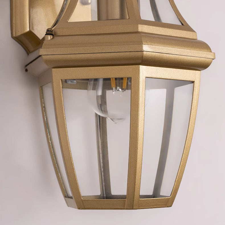 Contemporary Nordic Round Court Waterproof Glass Hardware 1-Light Wall Sconce Lamp For Outdoor Patio |