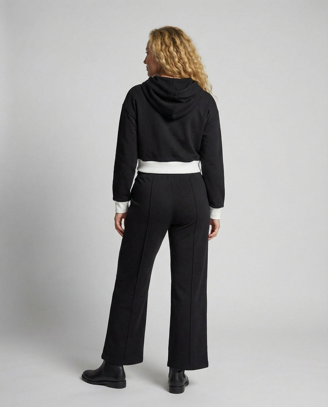 Two-tone women's lounge set