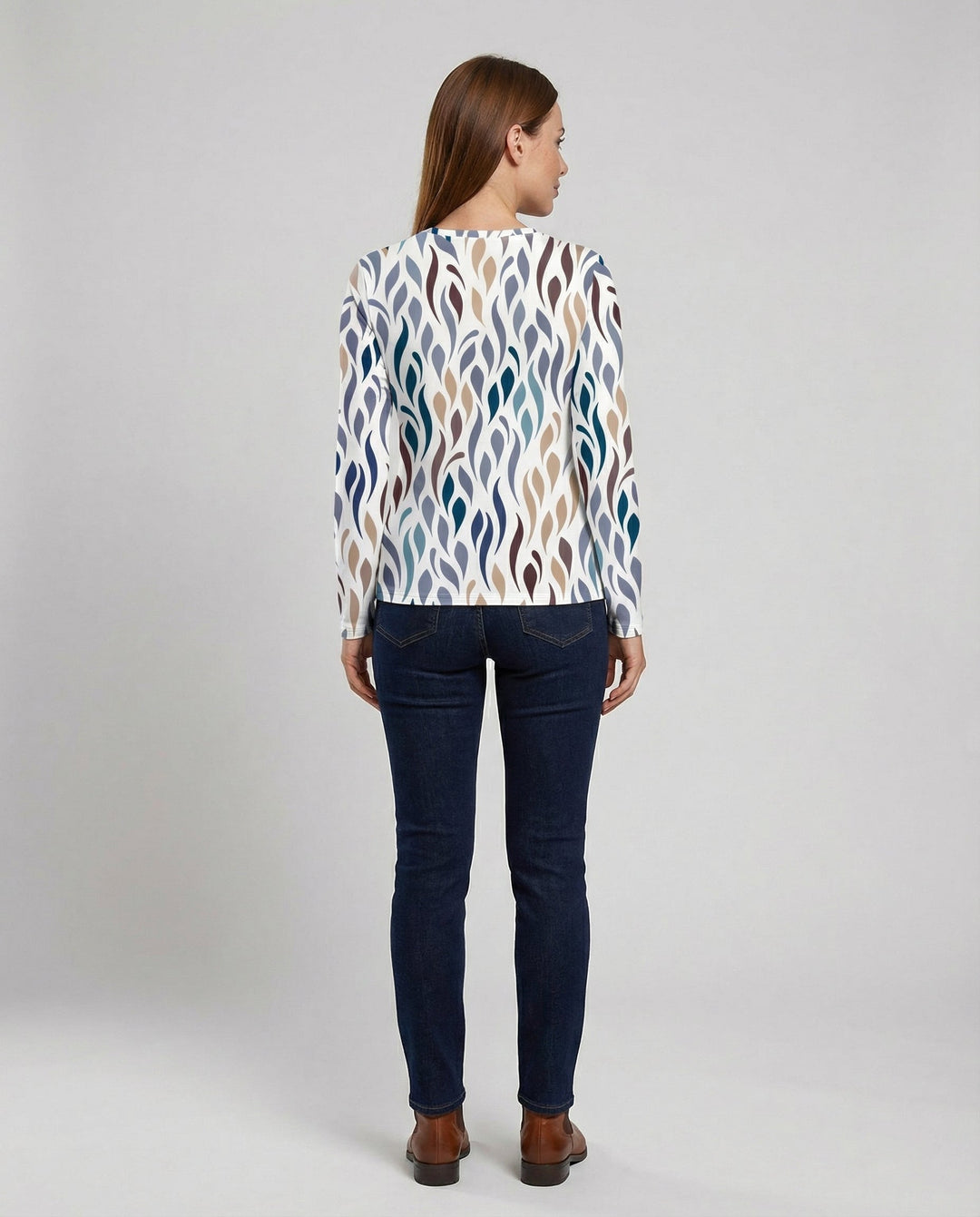 Elegant women's T-shirt