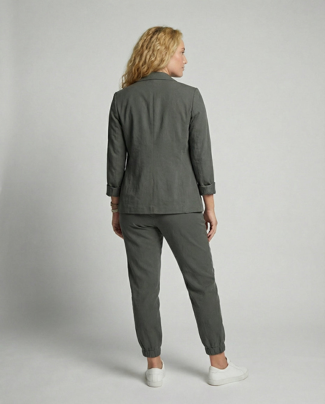 Elegant Blazer Jogger Women's Set