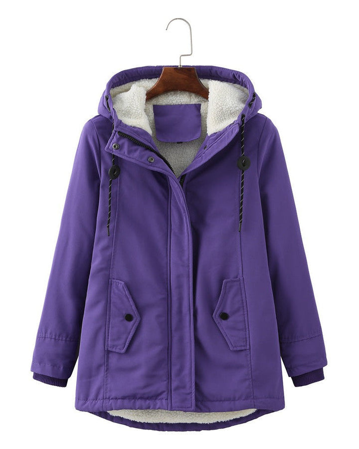 Luxurious women's winter coat
