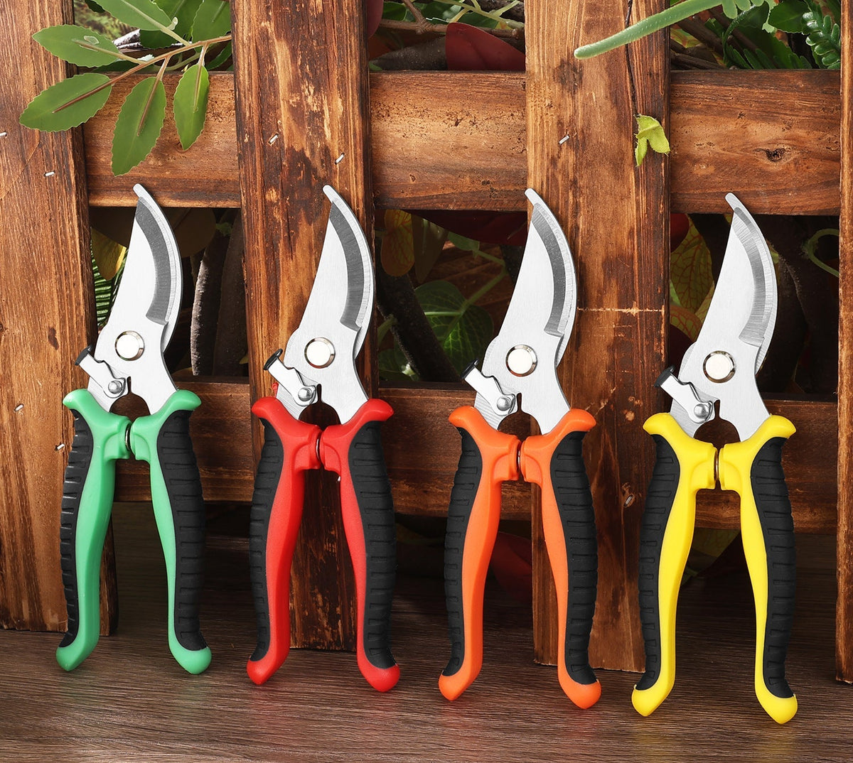 Precision bypass pruning shears with Ergonomic non-slip handles House Growers