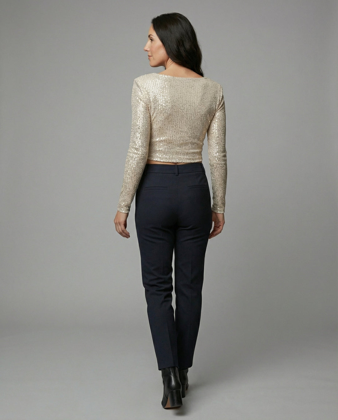 Glamorous women's cropped top