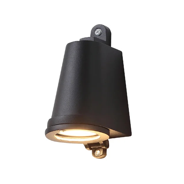 Modern aluminum LED wall light for outdoor use - weatherproof, energy-saving, ideal for garden and terrace |